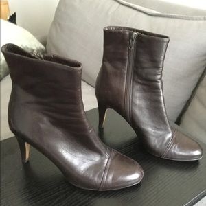 Isaac Mizrahi brown leather ankle boots